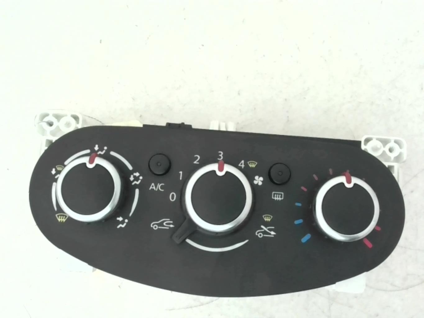 Commande chauffage RENAULT TWINGO 3 Essence - 1