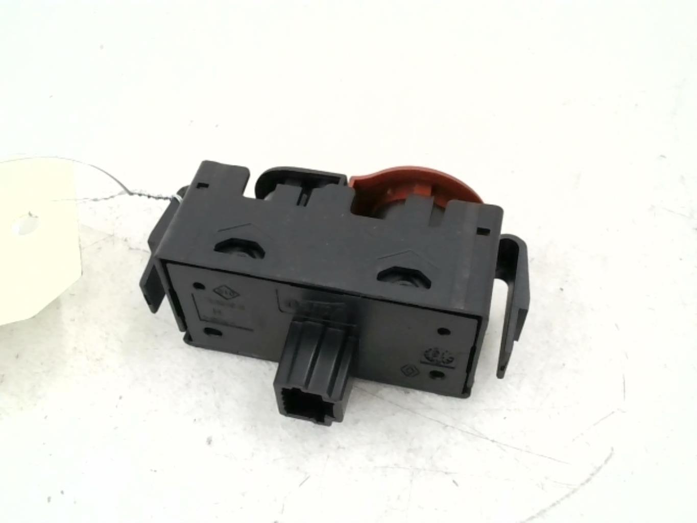 Bouton de warning RENAULT TWINGO 3 PHASE 1  - 1
