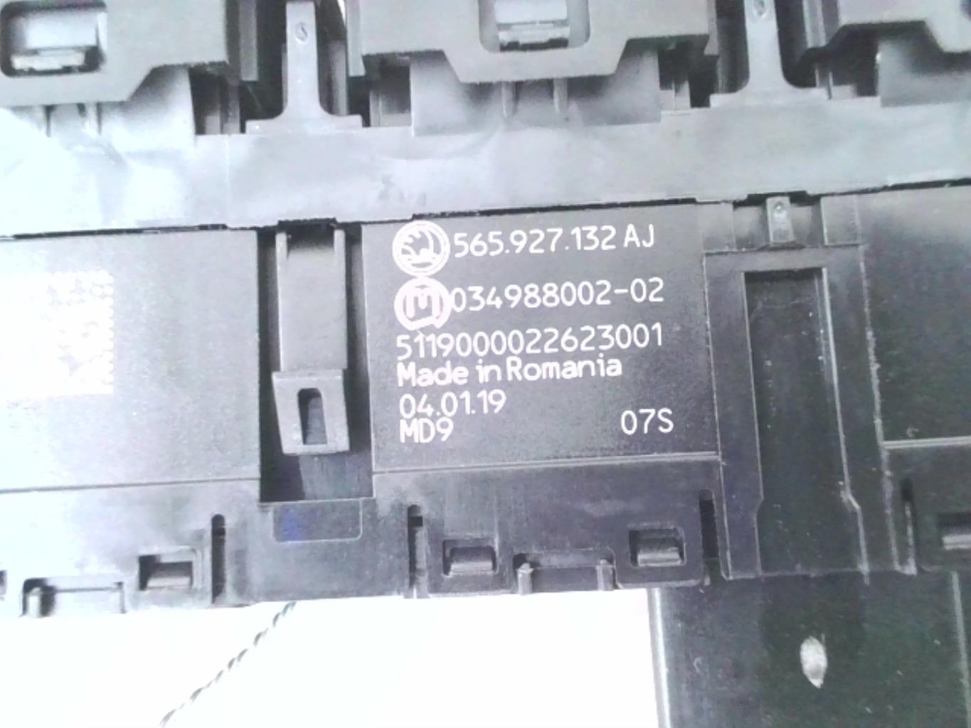 Bouton de warning SKODA KODIAQ PHASE 1 Diesel - 1