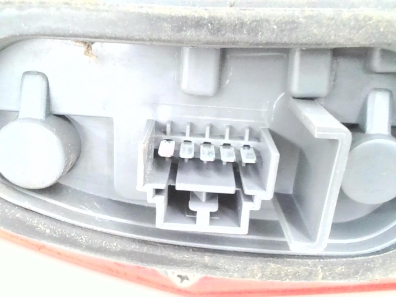 Fanale posteriore principale sinistro (luci) FIAT PUNTO 2 PHASE 1 Diésel - 1