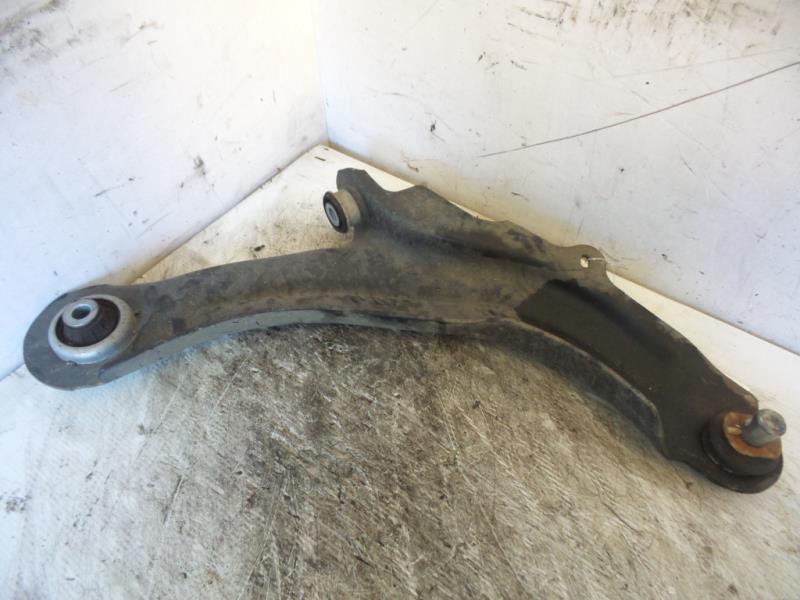 Triangolo inferiore anteriore sinistro RENAULT CAPTUR 1 PHASE 2 Gasolina - 1