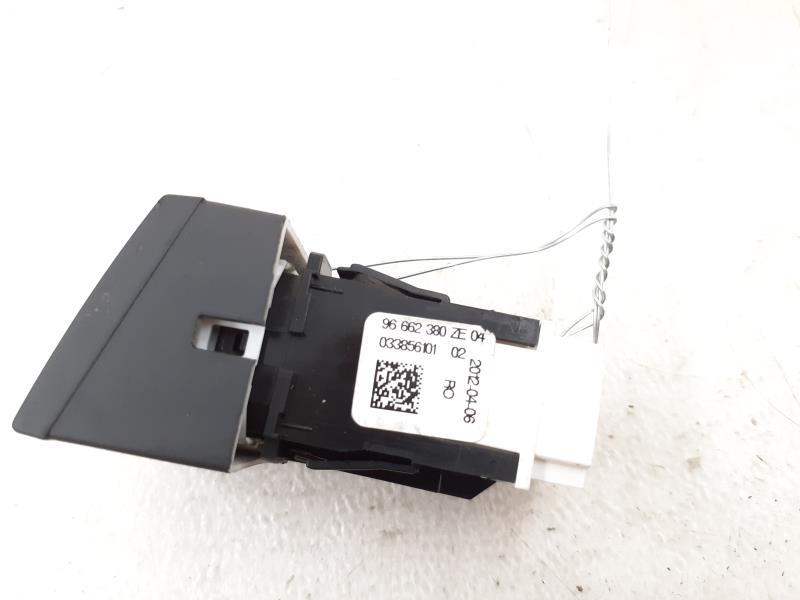 Bouton de warning PEUGEOT 508 1 PHASE 1 Diesel - 1