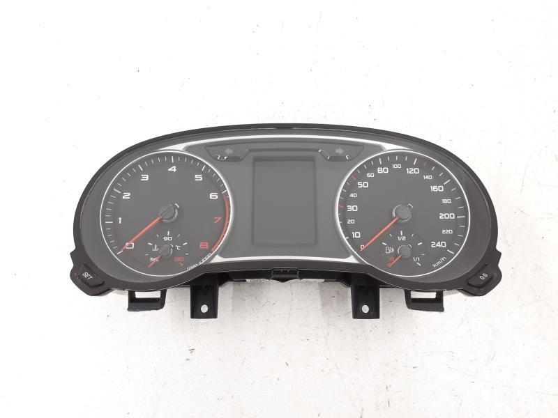 Compteur AUDI A1 1 PHASE 1 Essence - 1