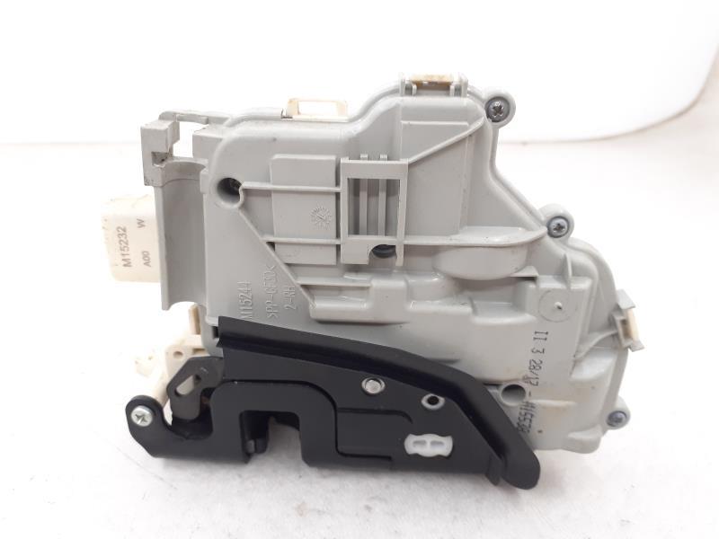 Serrure arriere droit AUDI A4 4 PHASE 1 Essence - 1