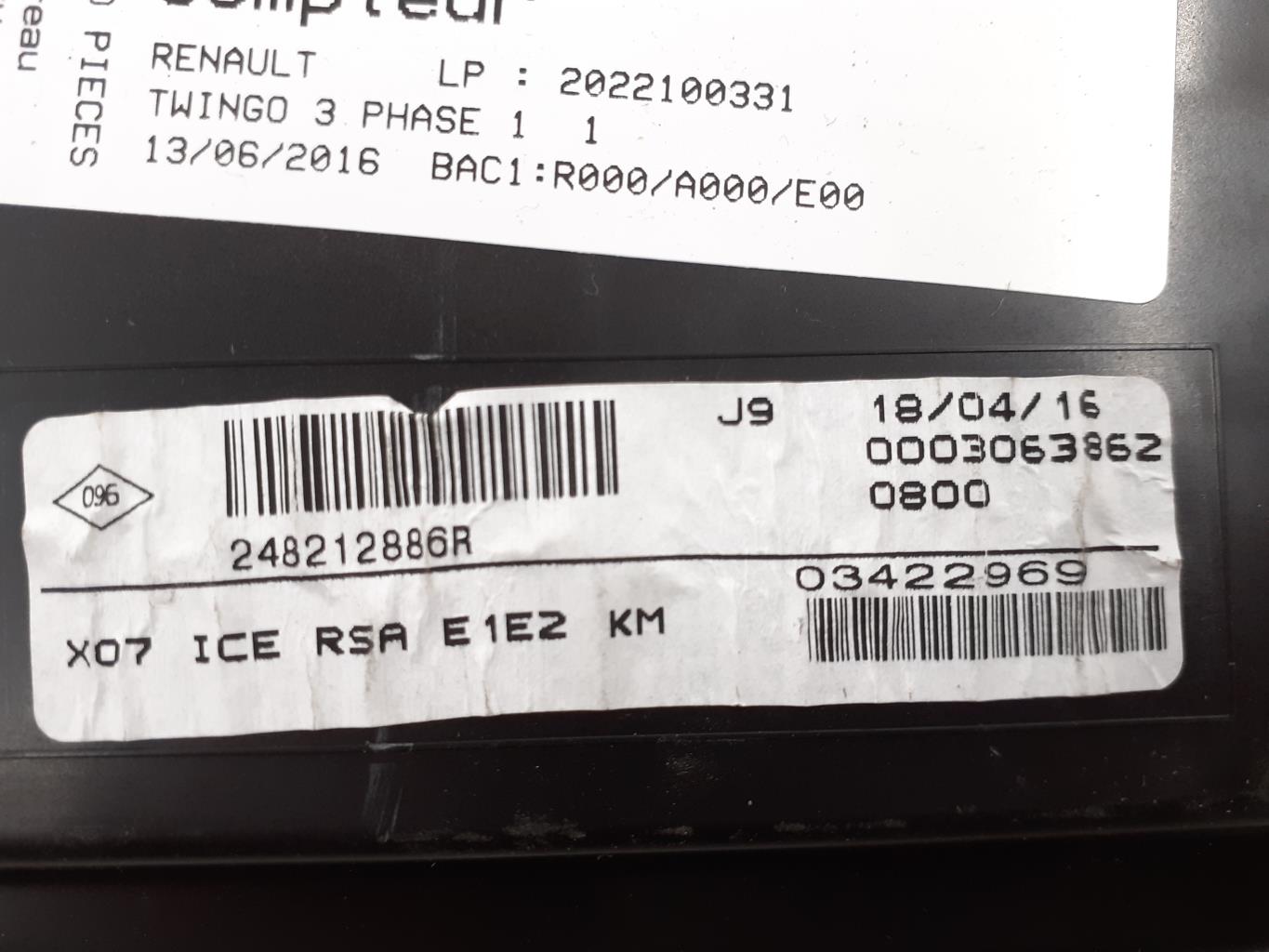 Compteur RENAULT TWINGO 3 PHASE 1 Essence - 1