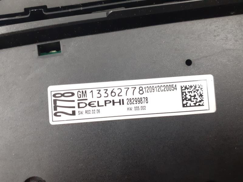 Commande chauffage OPEL MERIVA B PHASE 1 Essence - 1
