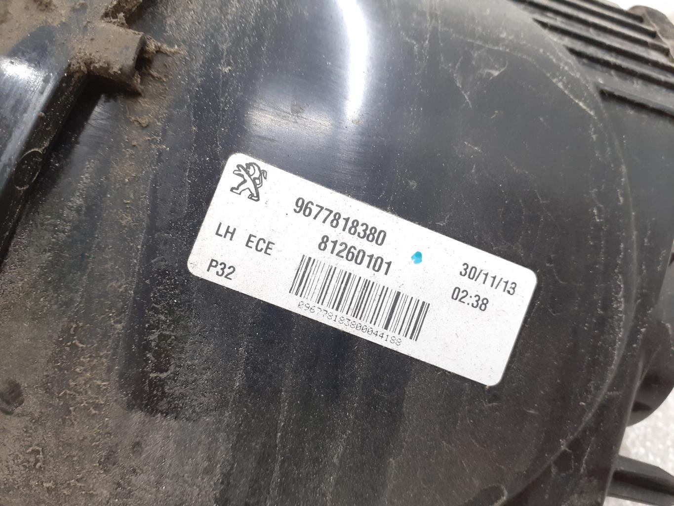 Feu arriere secondaire gauche (feux) PEUGEOT 308 2 PHASE 1 Diesel - 1