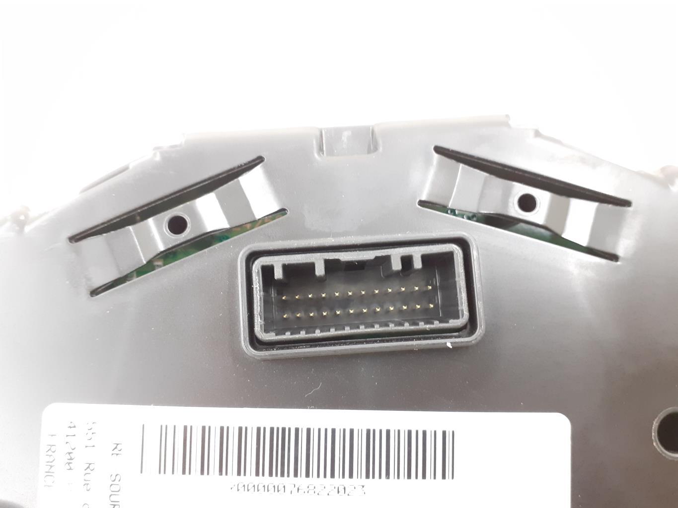 Compteur RENAULT TWINGO 3 PHASE 2 Essence - 1