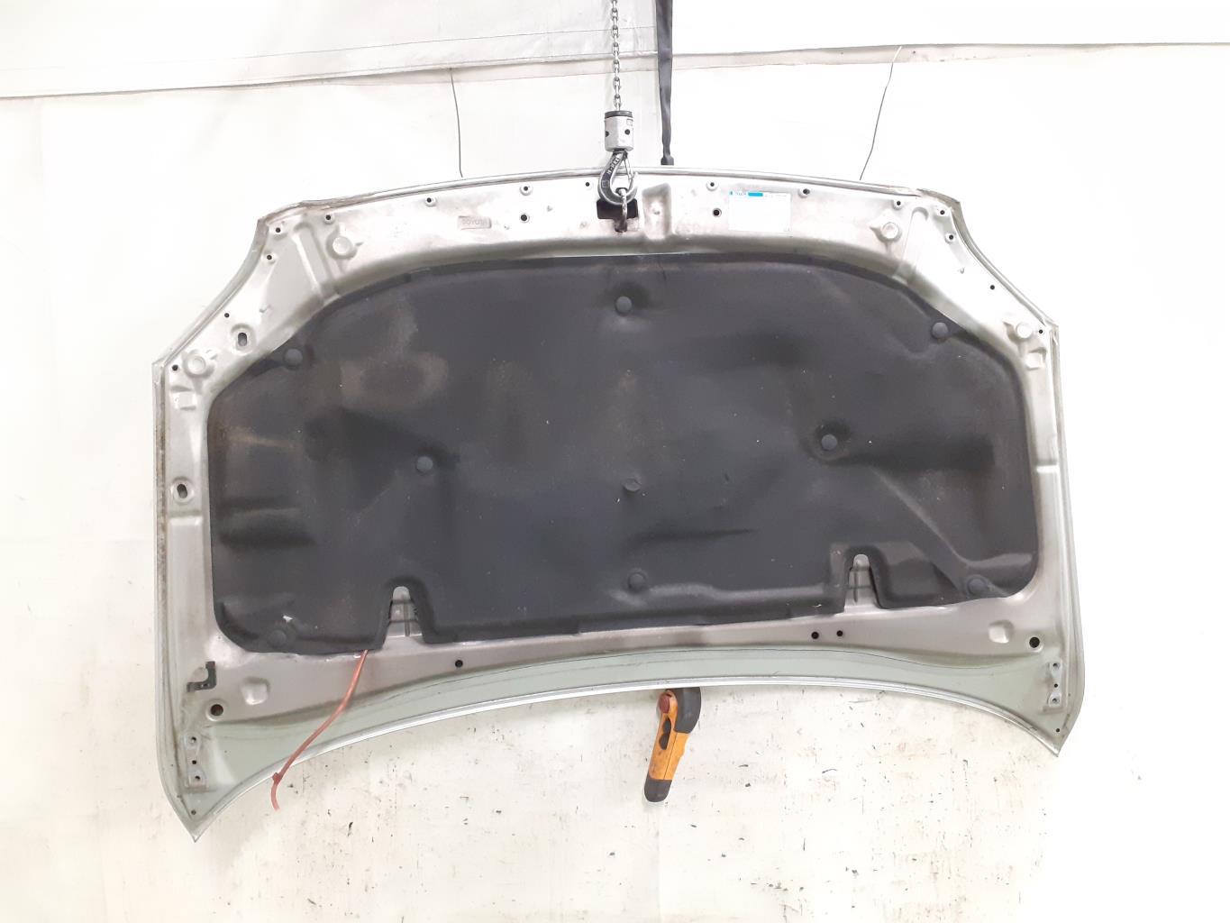 Capot TOYOTA AVENSIS 2 PHASE 1 BREAK Diesel - 1