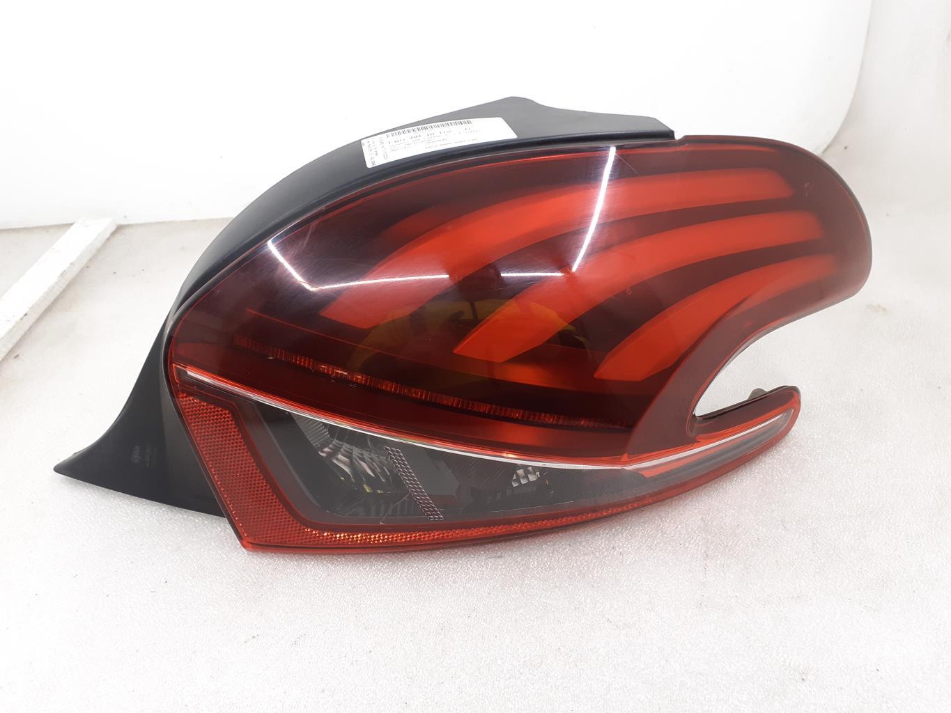 Fanale posteriore principale destro (luci) PEUGEOT 208 1 PHASE 2 Diésel - 1