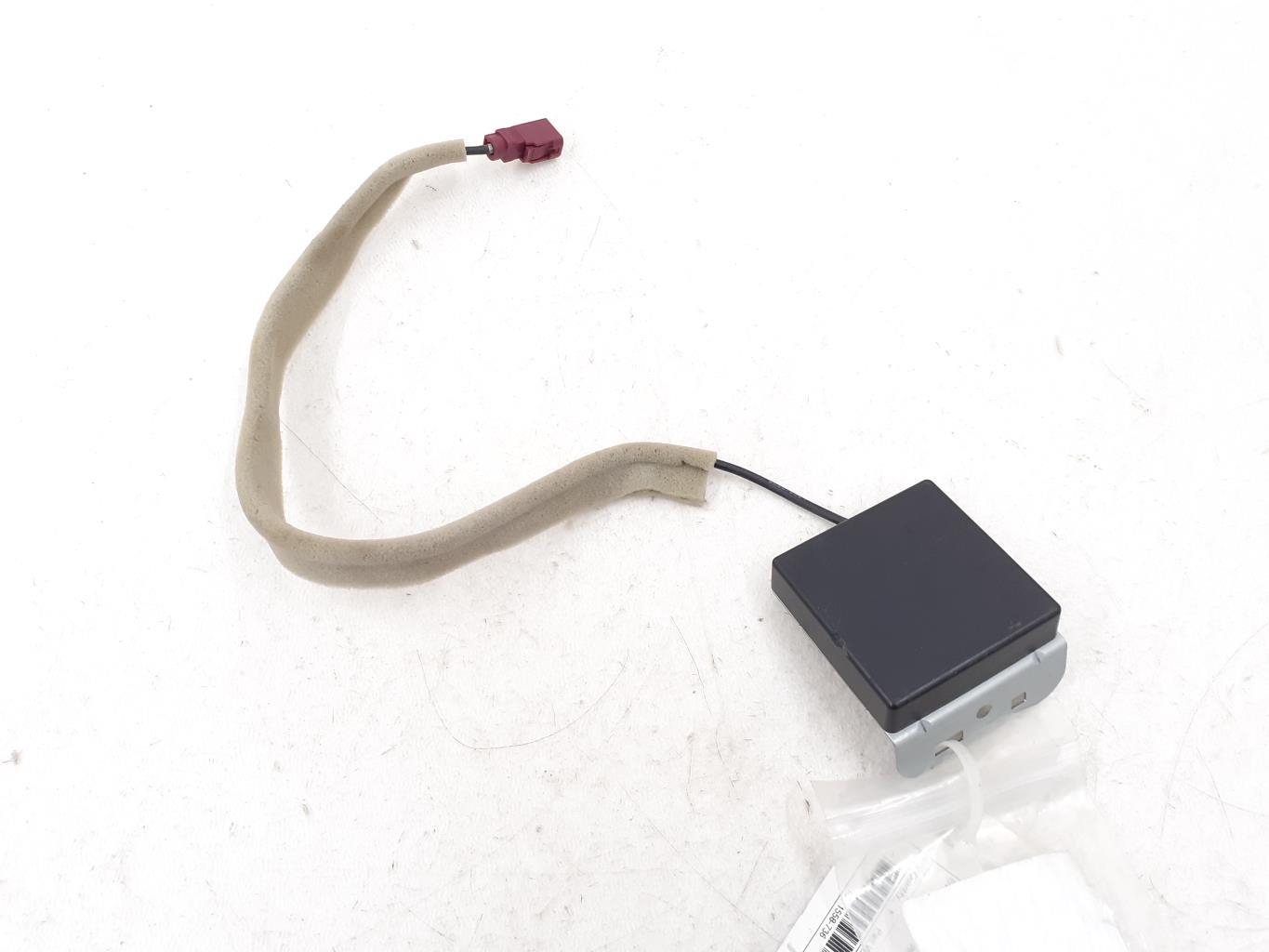 Antenne RENAULT CLIO 5  - 1