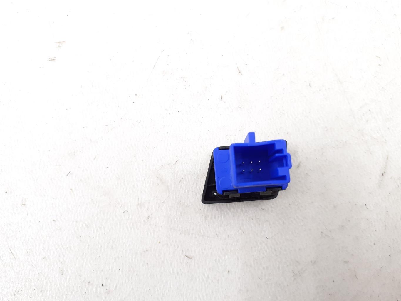 Bouton de warning VOLKSWAGEN TOURAN 3 Diesel - 1