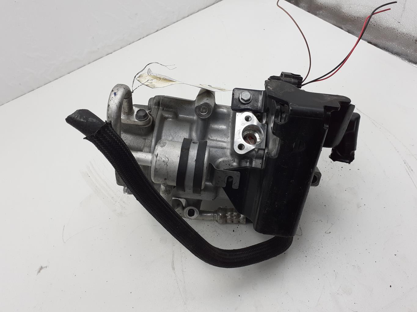 Compresseur clim RENAULT CLIO 5 Essence/Hybride - 1