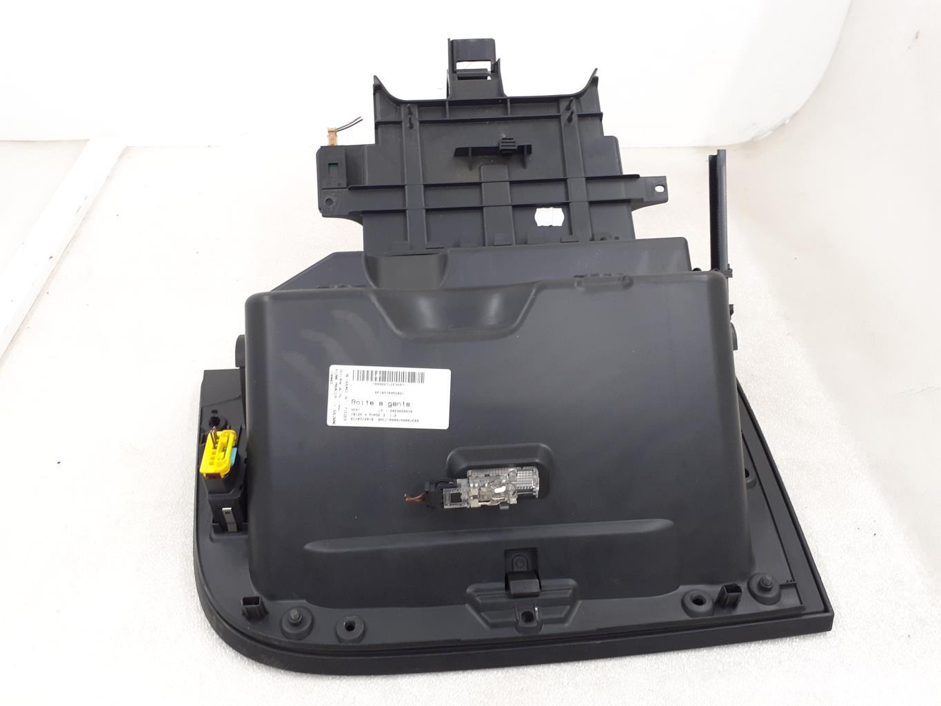 Boite a gants SEAT IBIZA 4 PHASE 3 Essence - 1