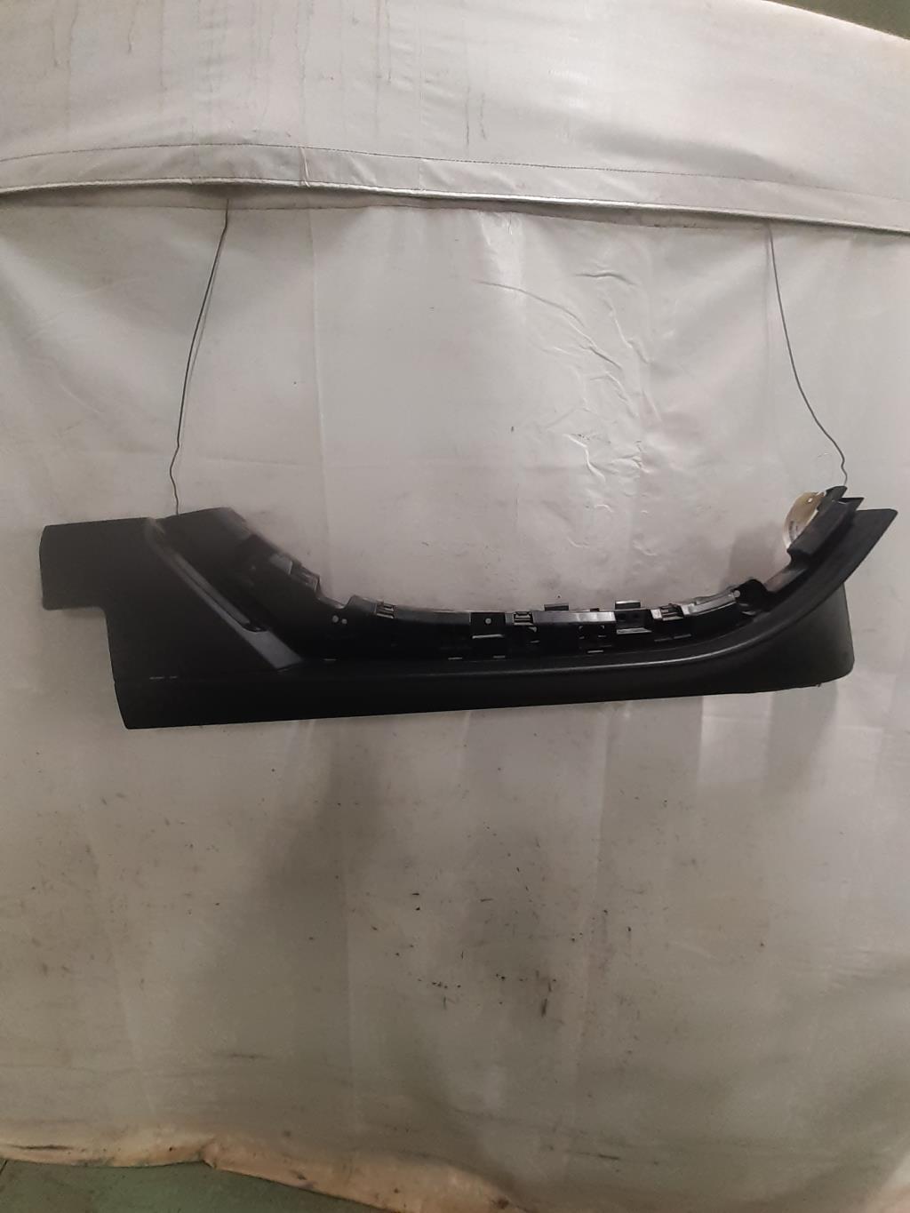 Bas de caisse droit RENAULT TWIZY  - 1