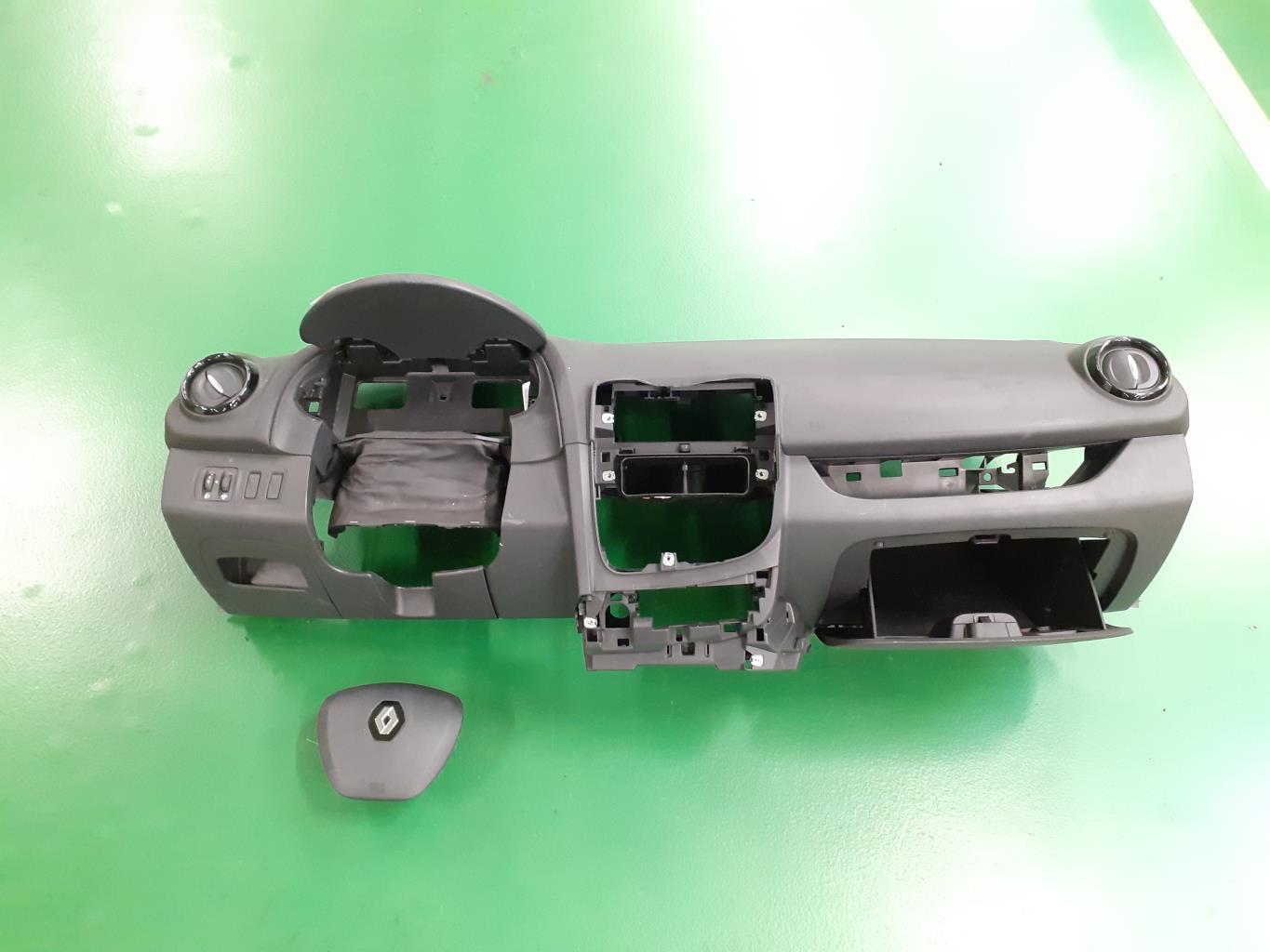 Planche de bord complete RENAULT CLIO 4 PHASE 1 Essence - 1