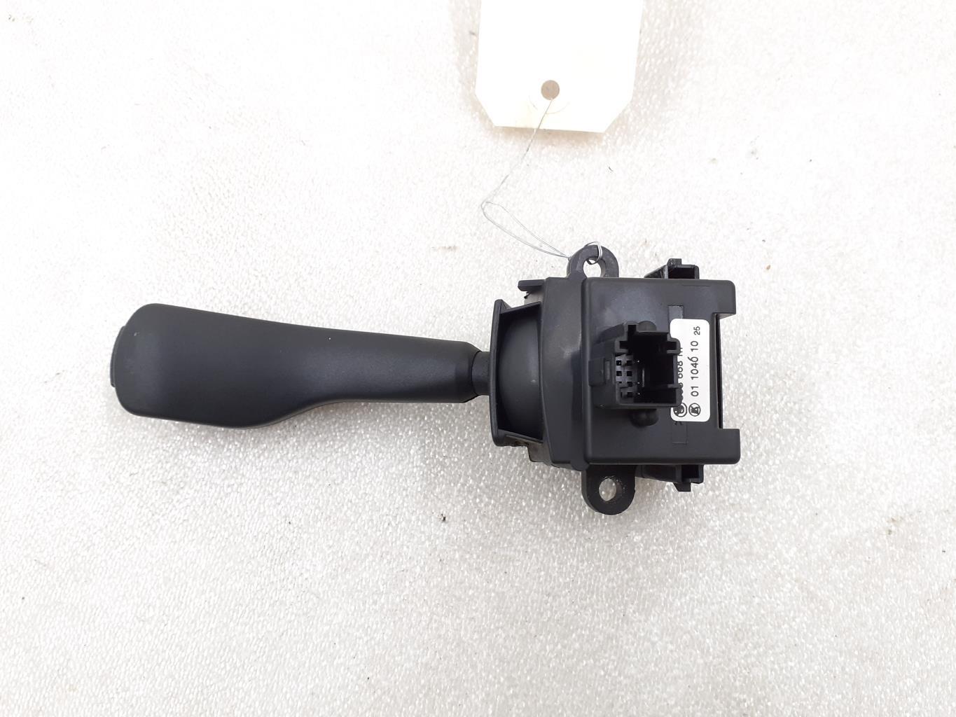Commodo phare BMW X3 E83 PHASE 2 Diesel - 1
