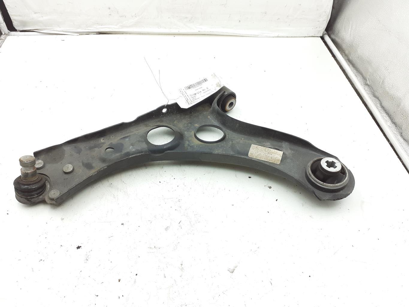 Triangle avant gauche PEUGEOT 208 2 Electricité - 1