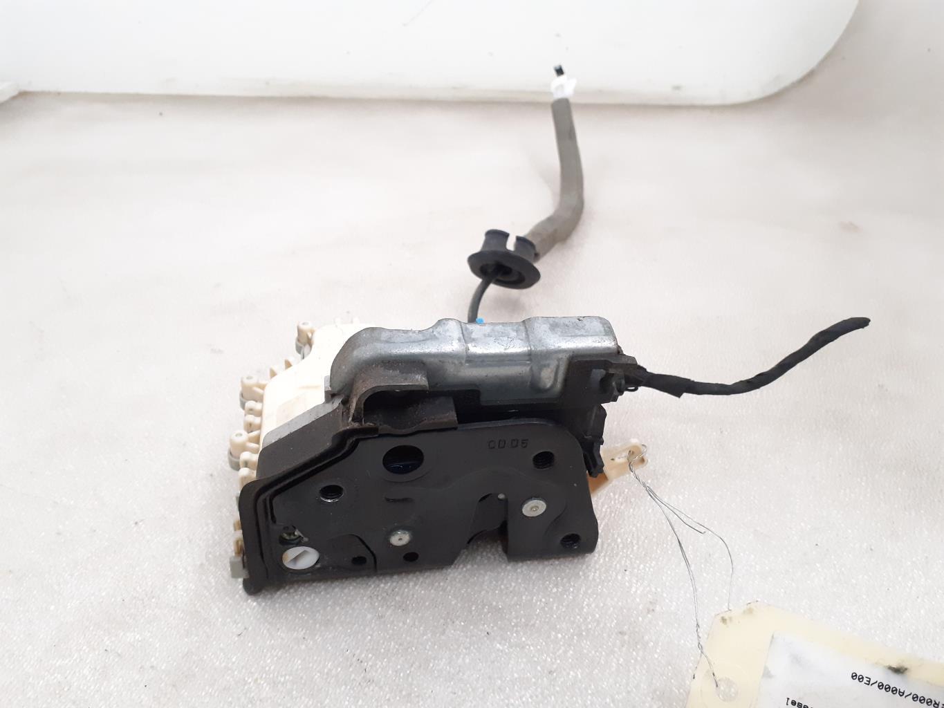 Serrure avant droit AUDI A3 3 SPORTBACK PHASE 1 Diesel - 1