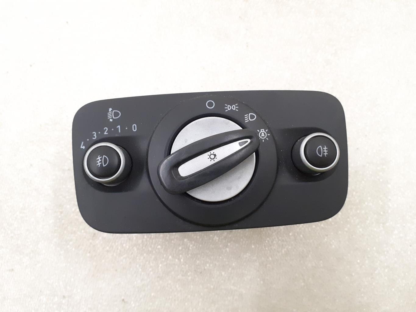 Commande de phare FORD FIESTA 6 PHASE 1 Essence - 1