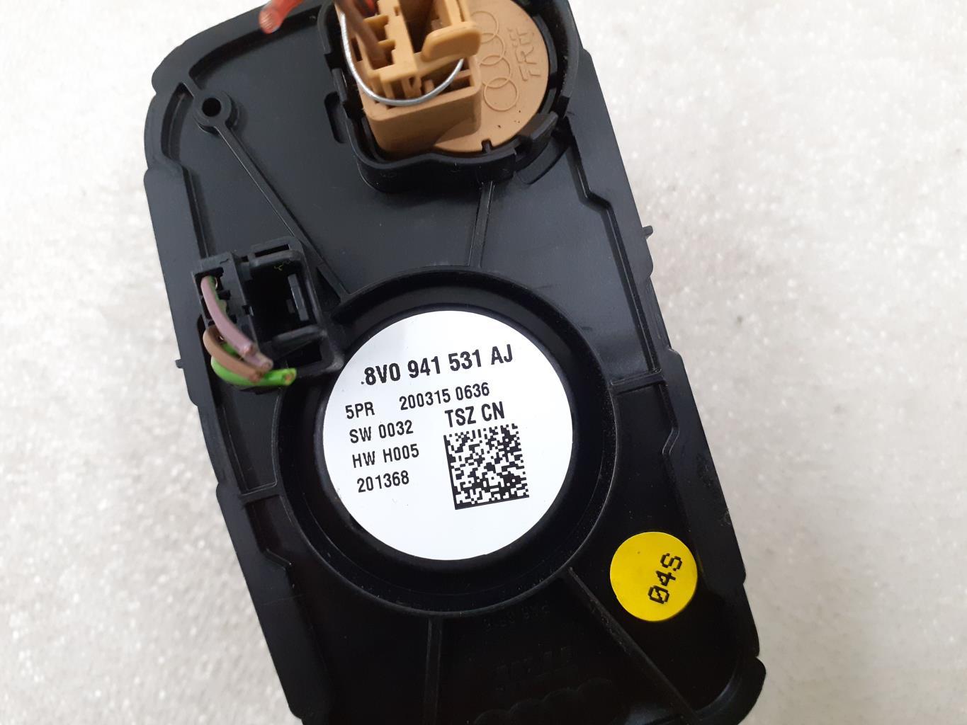 Commande de phare AUDI A3 3 SPORTBACK PHASE 1 Diesel - 1