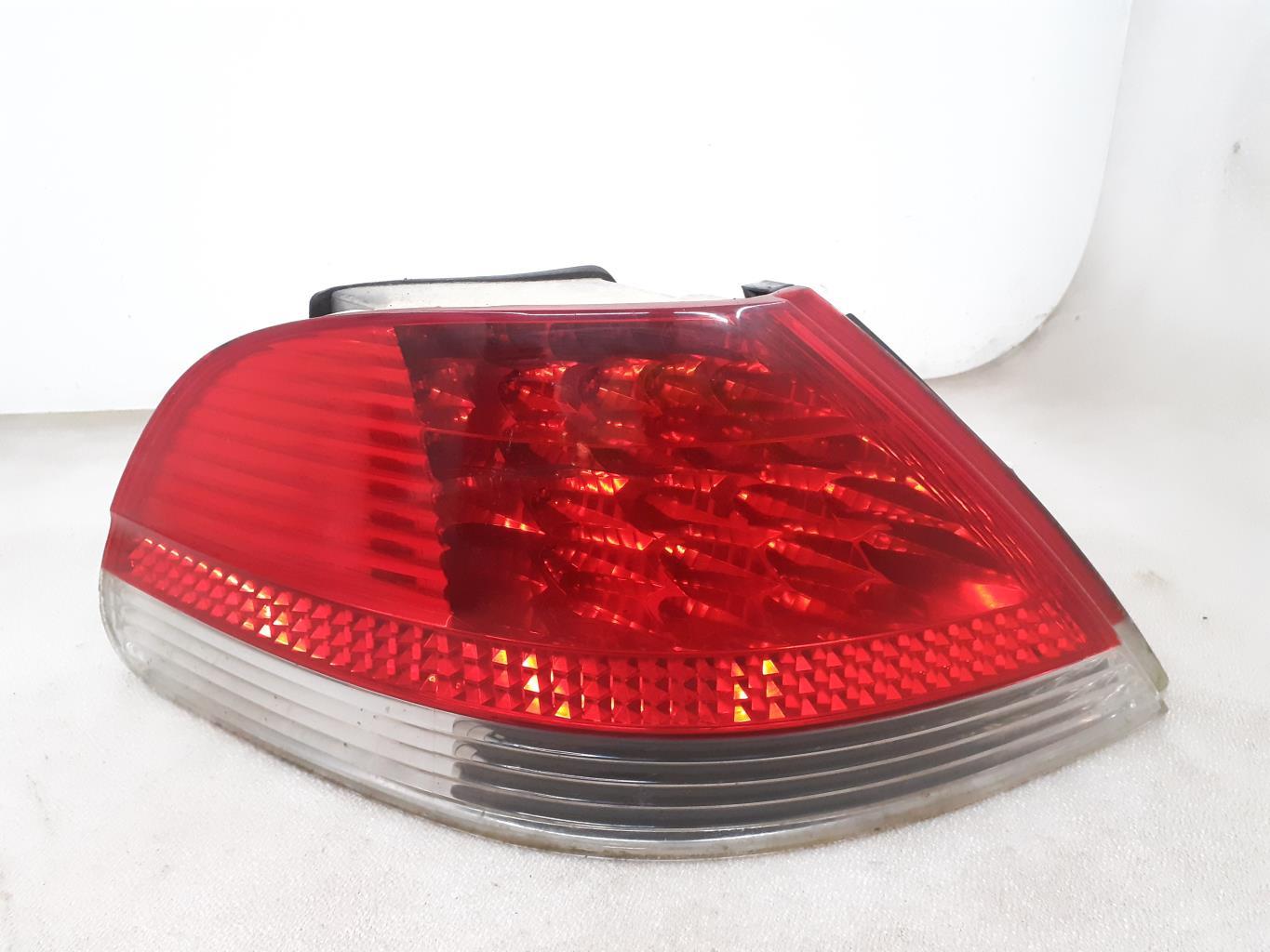 Fanale posteriore principale sinistro (luci) BMW SERIE 7 E65 PHASE 1 Diésel - 1