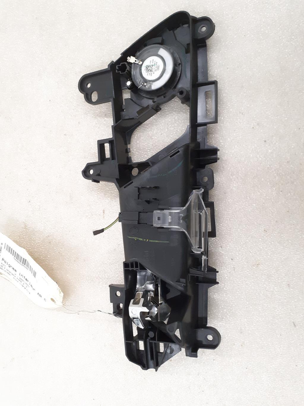 Maniglia interna posteriore sinistra AUDI Q5 2 SPORTBACK PHASE 2 Gasolina/Híbrido - 1