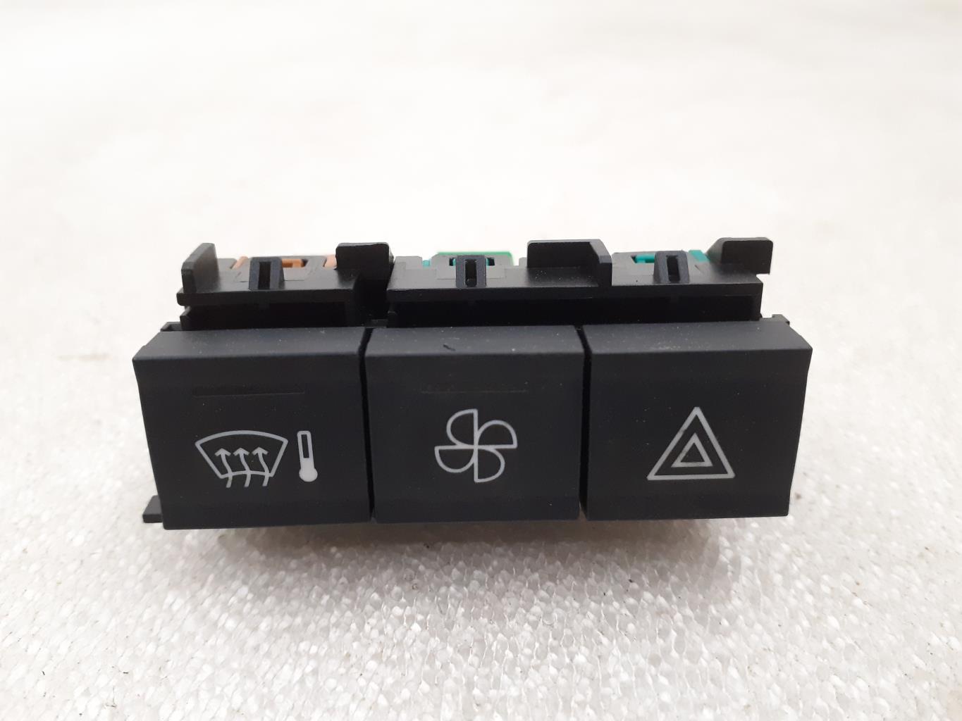 Bouton de warning CITROEN AMI Electricité - 1