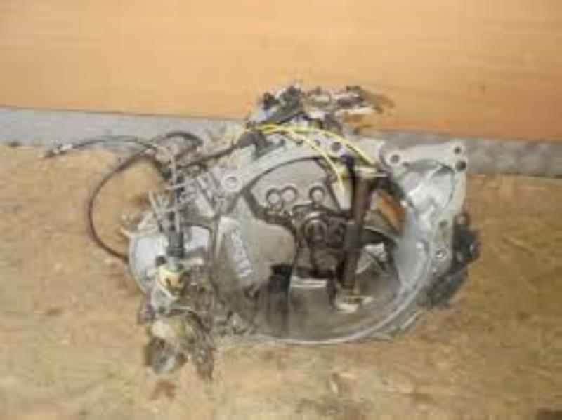 Boite de vitesses PEUGEOT 405 PHASE 2 Diesel - 1