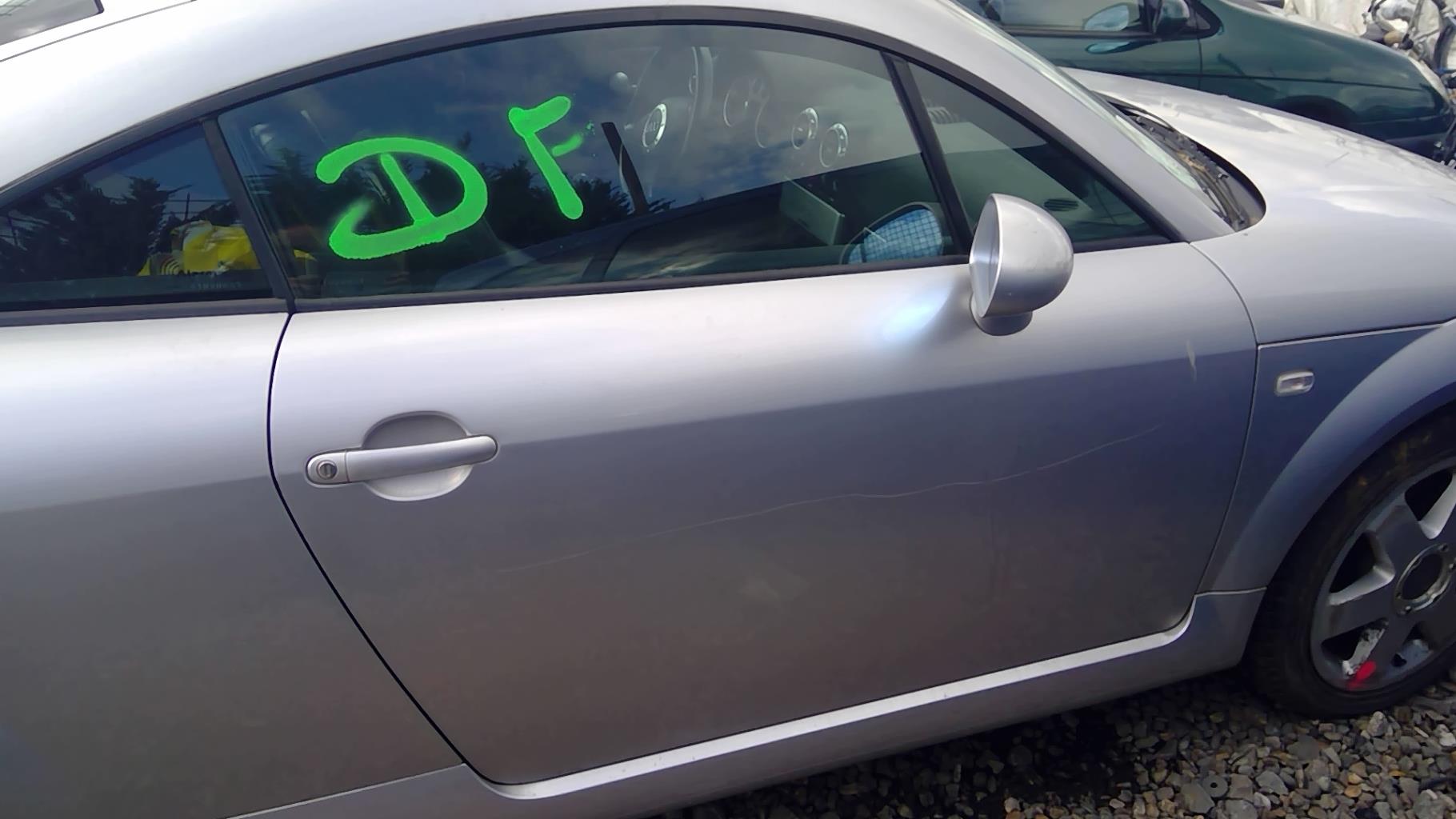 Porte avant droit AUDI TT 1 COUPE Essence - 1