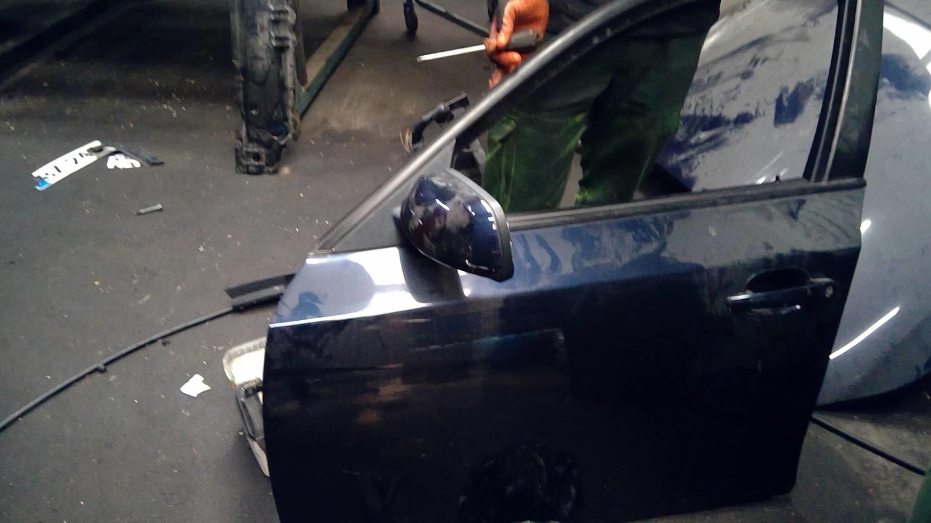 Porte avant gauche BMW SERIE 5 E60 PHASE 2 Diesel - 1