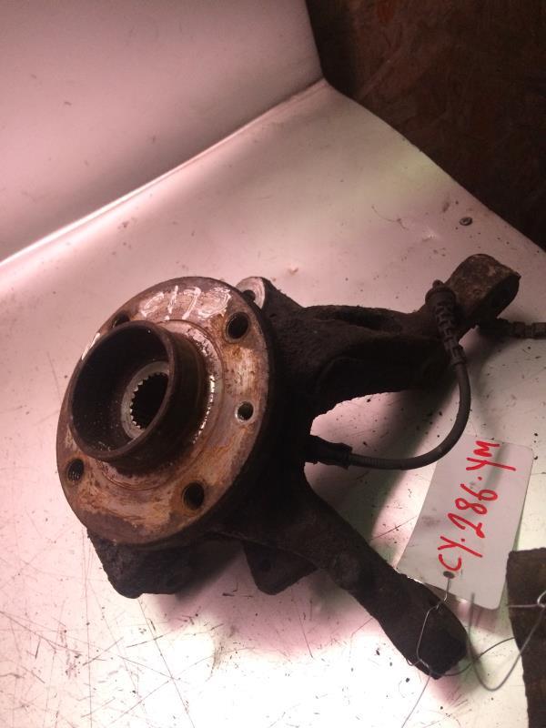 Moyeu avant gauche RENAULT CLIO 3 PHASE 2 Diesel - 1