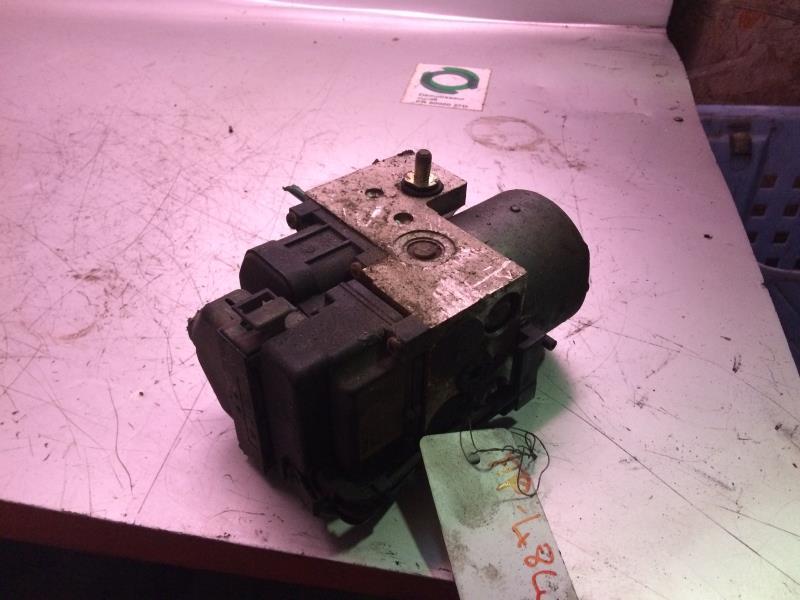 Bloc ABS (freins anti-blocage) RENAULT CLIO 2 PHASE 1 Essence - 1