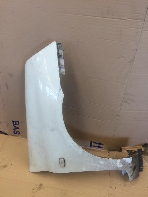 Aile avant droit RENAULT CLIO 2 PHASE 2  - 1