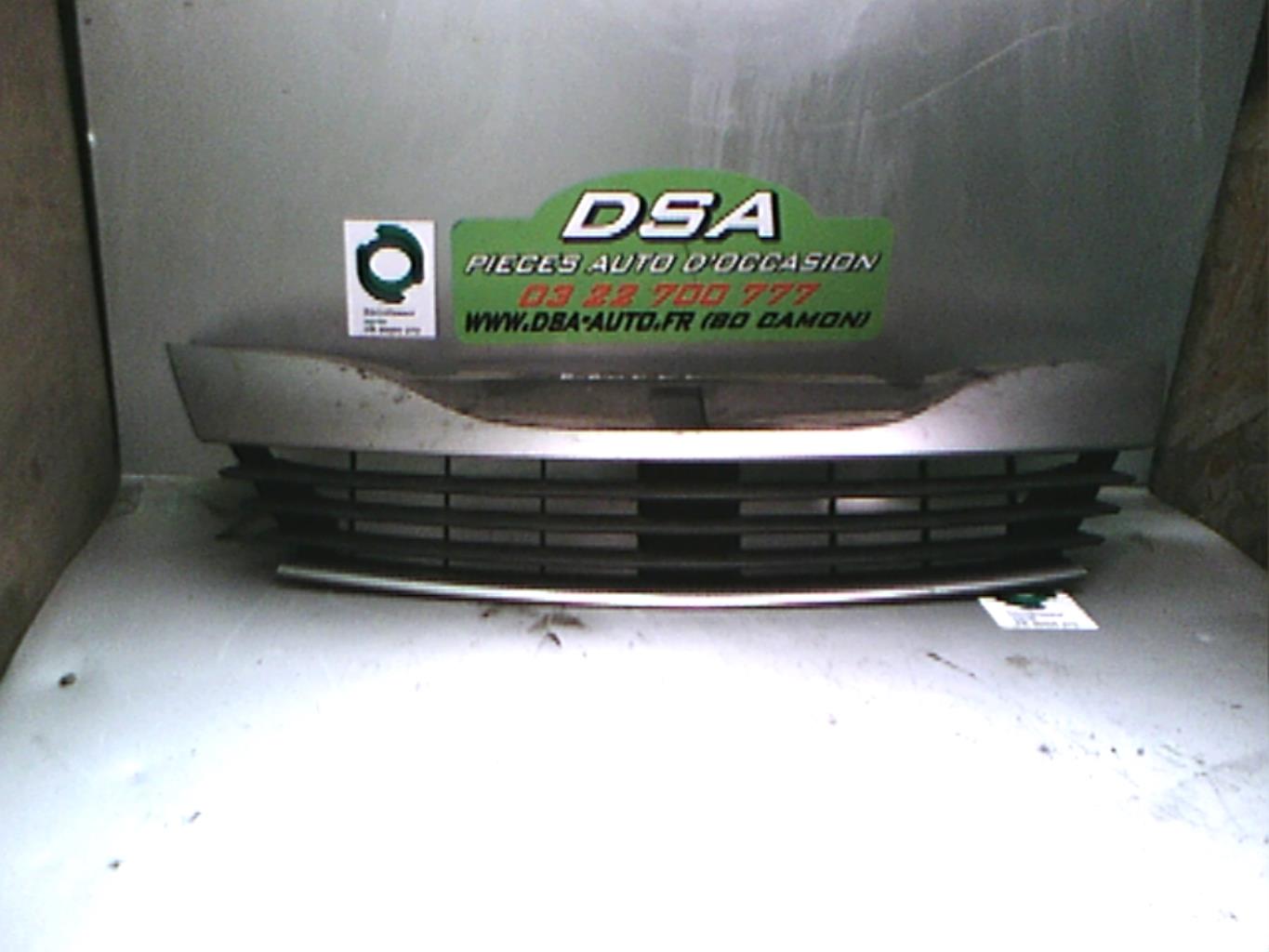 Calandre RENAULT LAGUNA 2  - 1