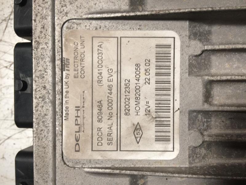 Calculateur RENAULT CLIO 2 PHASE 2  - 1
