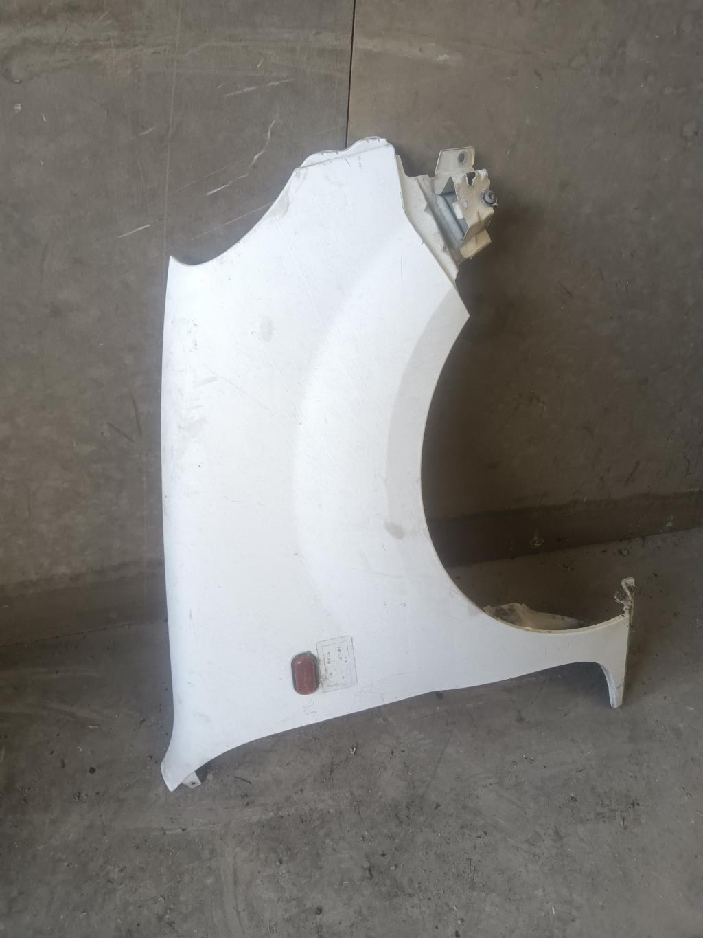 Aile avant droit RENAULT KANGOO 1 PHASE 2 Essence - 1
