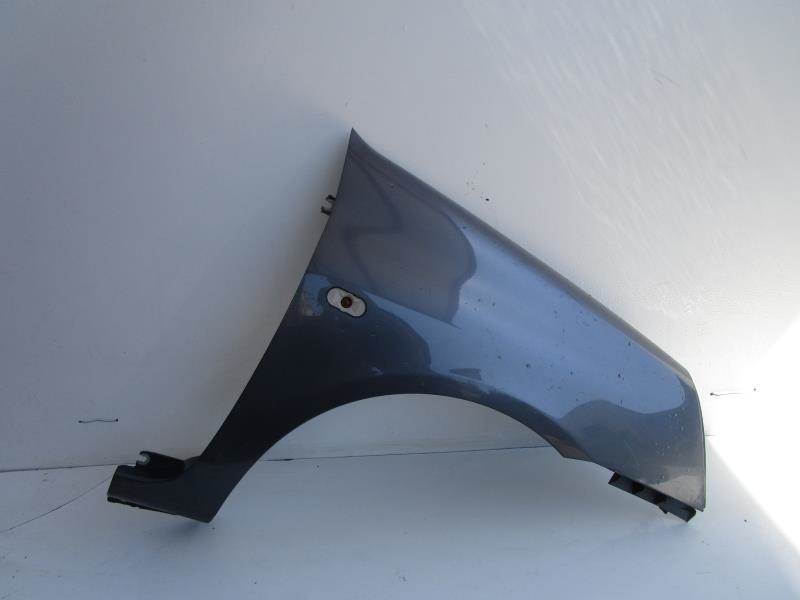 Aile avant droit RENAULT CLIO 2 PHASE 2 Diesel - 1