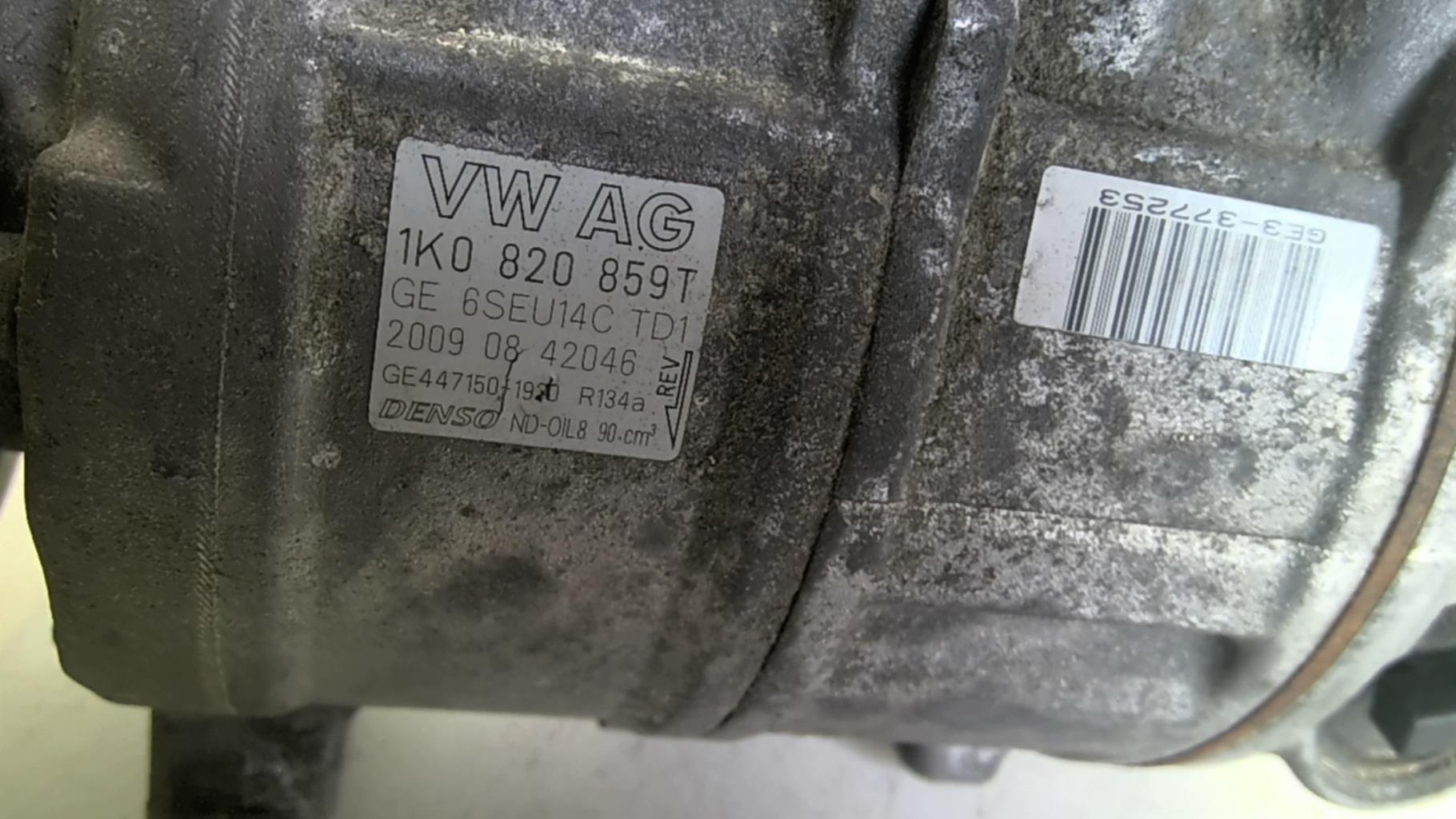 Compresseur clim VOLKSWAGEN GOLF 6 Essence - 1