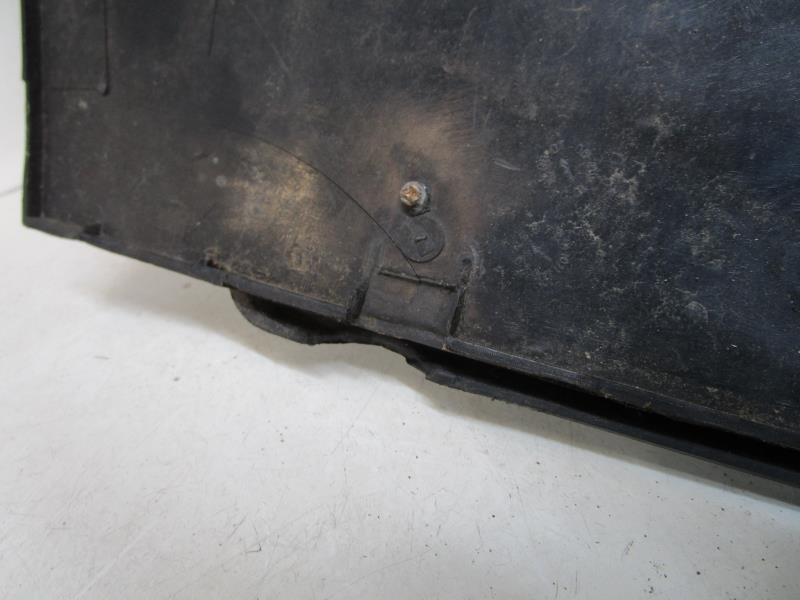 Calandre VOLKSWAGEN GOLF 5 Essence - 1