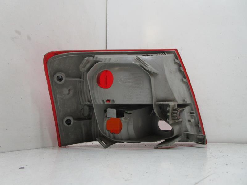Feu arriere principal droit (feux) AUDI A4 2 AVANT PHASE 2 BREAK Diesel - 1
