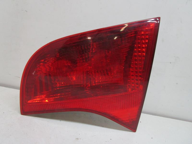 Feu arriere secondaire droit (feux) AUDI A4 2 AVANT PHASE 2 BREAK Diesel - 1
