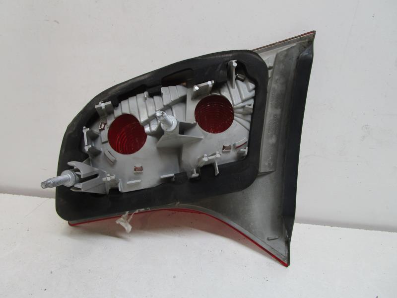Feu arriere secondaire gauche (feux) AUDI A4 2 AVANT PHASE 2 BREAK Diesel - 1