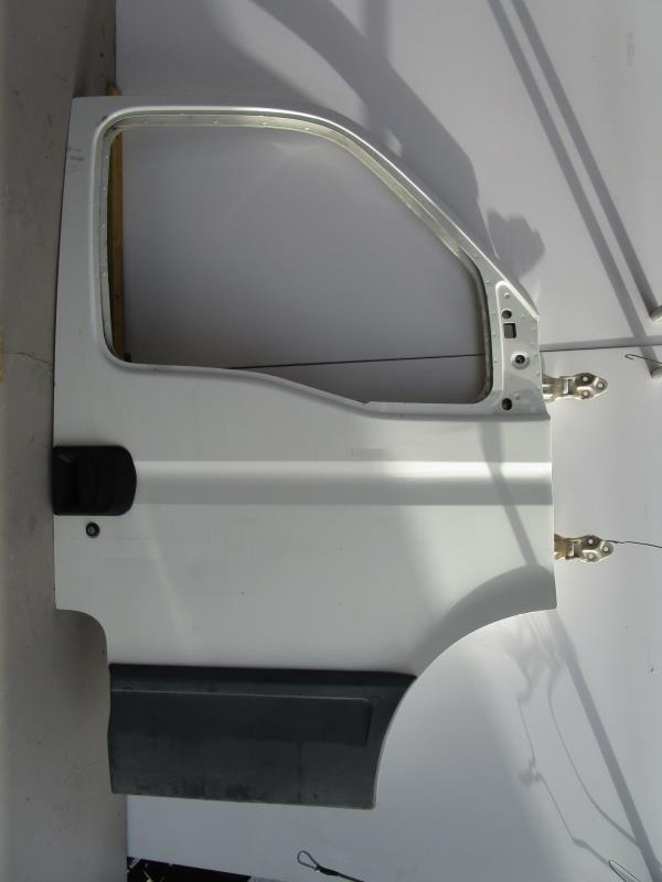 Porte avant droit IVECO DAILY 3 Diesel - 1