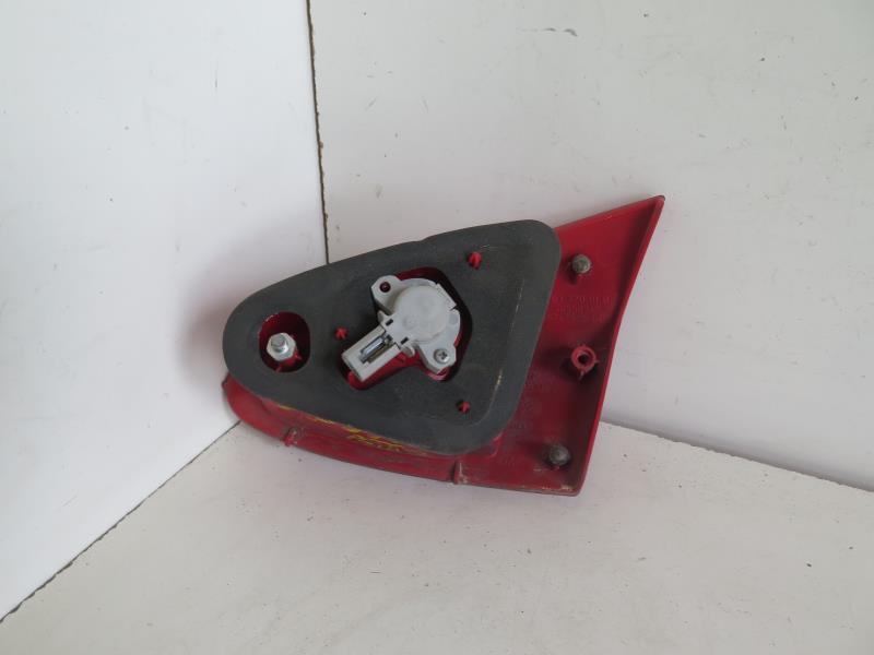 Feu arriere secondaire gauche (feux) ALFA ROMEO 147 PHASE 1 Diesel - 1