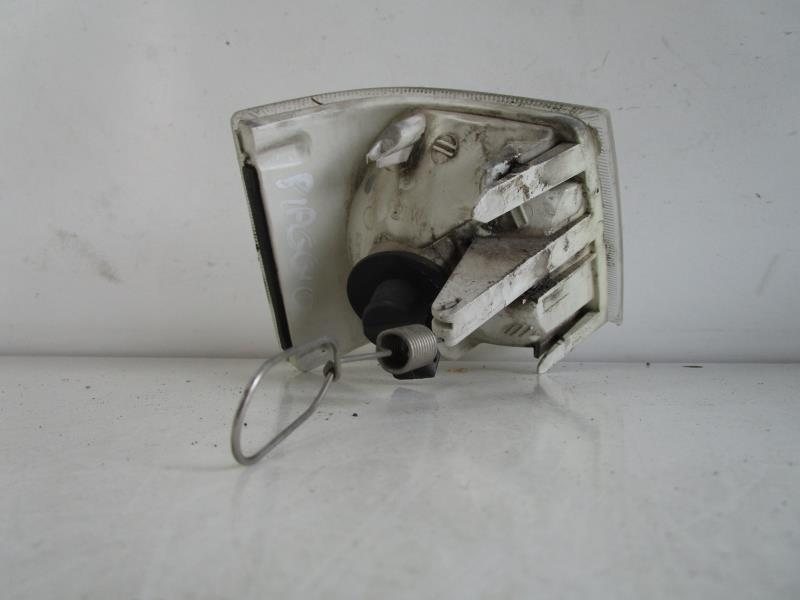 Optique avant secondaire gauche (feux)(clignotant) PIAGGIO PORTER Essence - 1