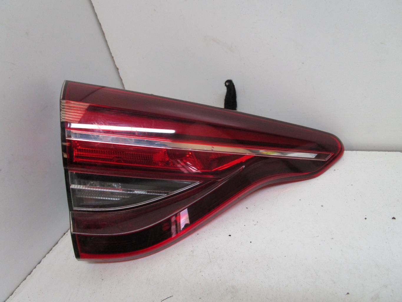 Feu arriere secondaire gauche (feux) RENAULT CLIO 5 PHASE 1 Essence - 1