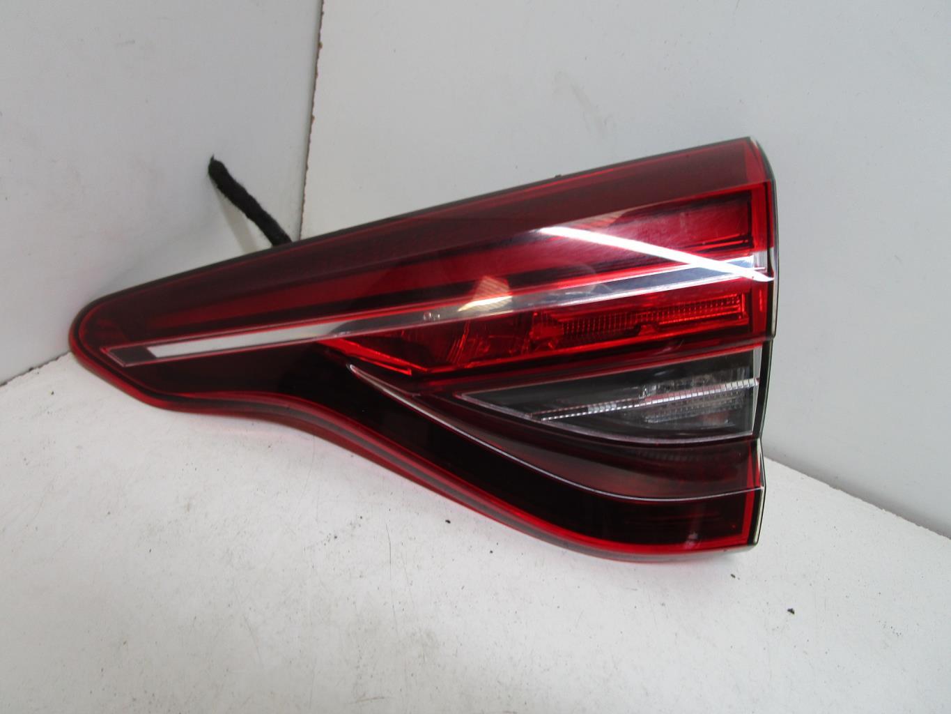 Feu arriere secondaire droit (feux) RENAULT CLIO 5 PHASE 1 Essence - 1