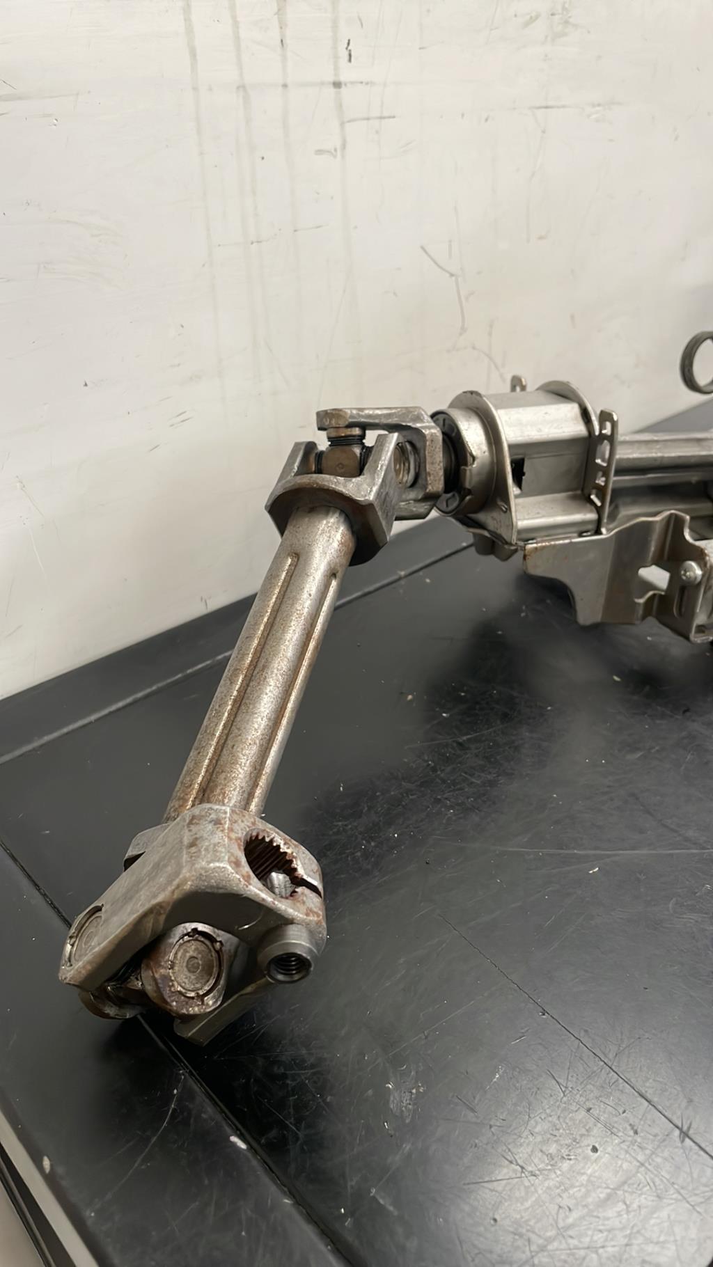 Colonne de direction VOLKSWAGEN PASSAT 6 CC COUPE Essence - 1