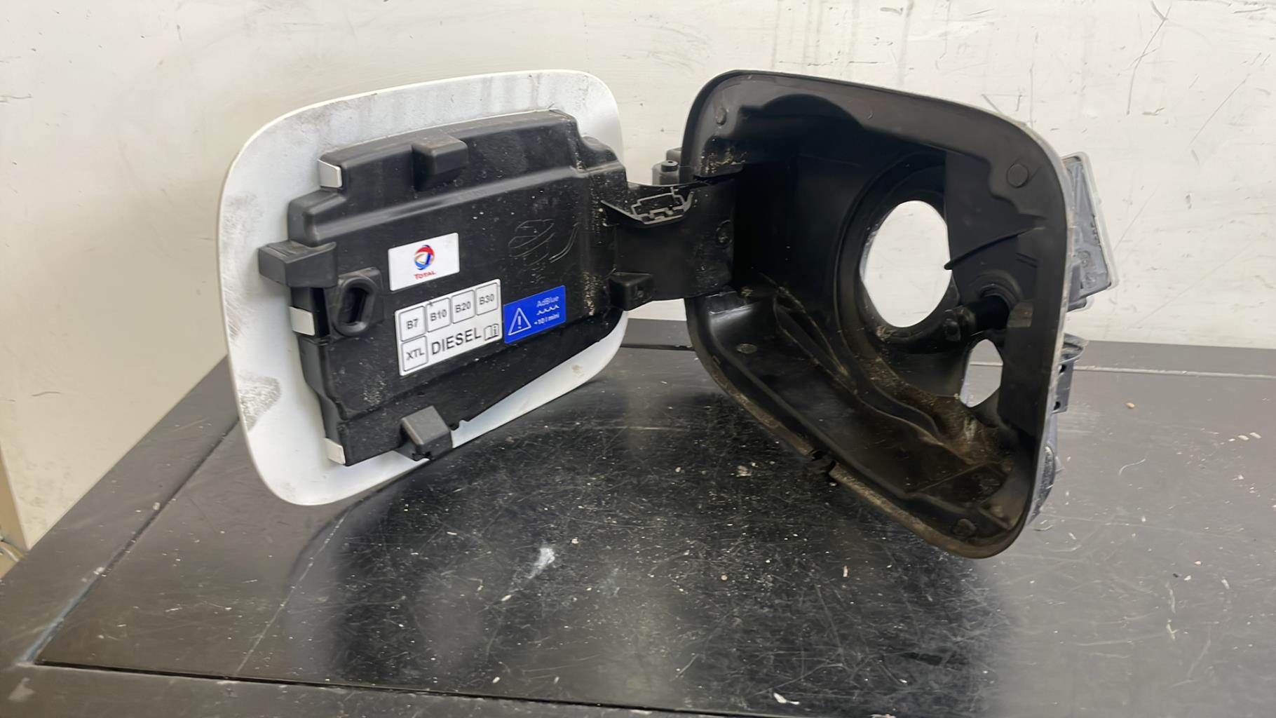 Trappe d'essence CITROEN C3 3 PHASE 2 Diesel - 1
